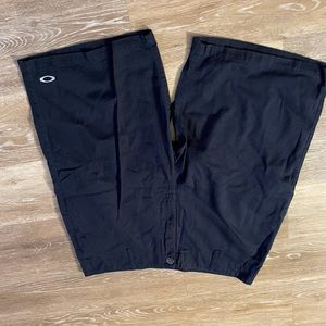 Oakley Navy Blue men’s shorts size 36